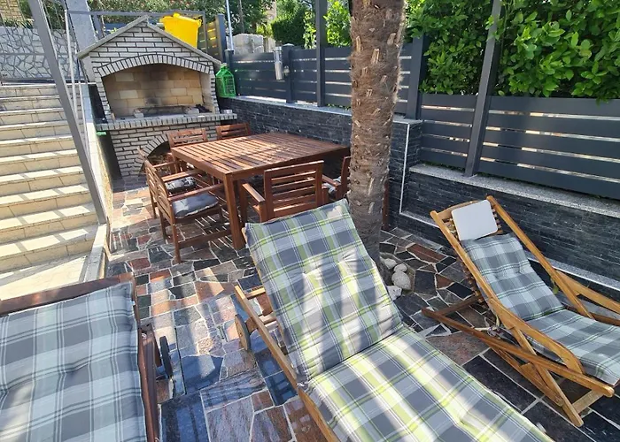 Apartments Blazevic, Heated Pool&Jacuzzi