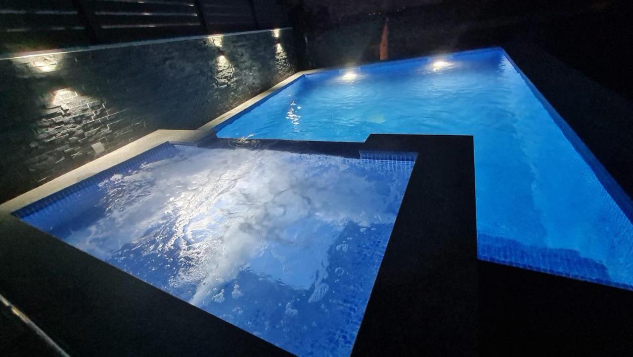 Apartman Blazevic, Heated Pool&jacuzzi