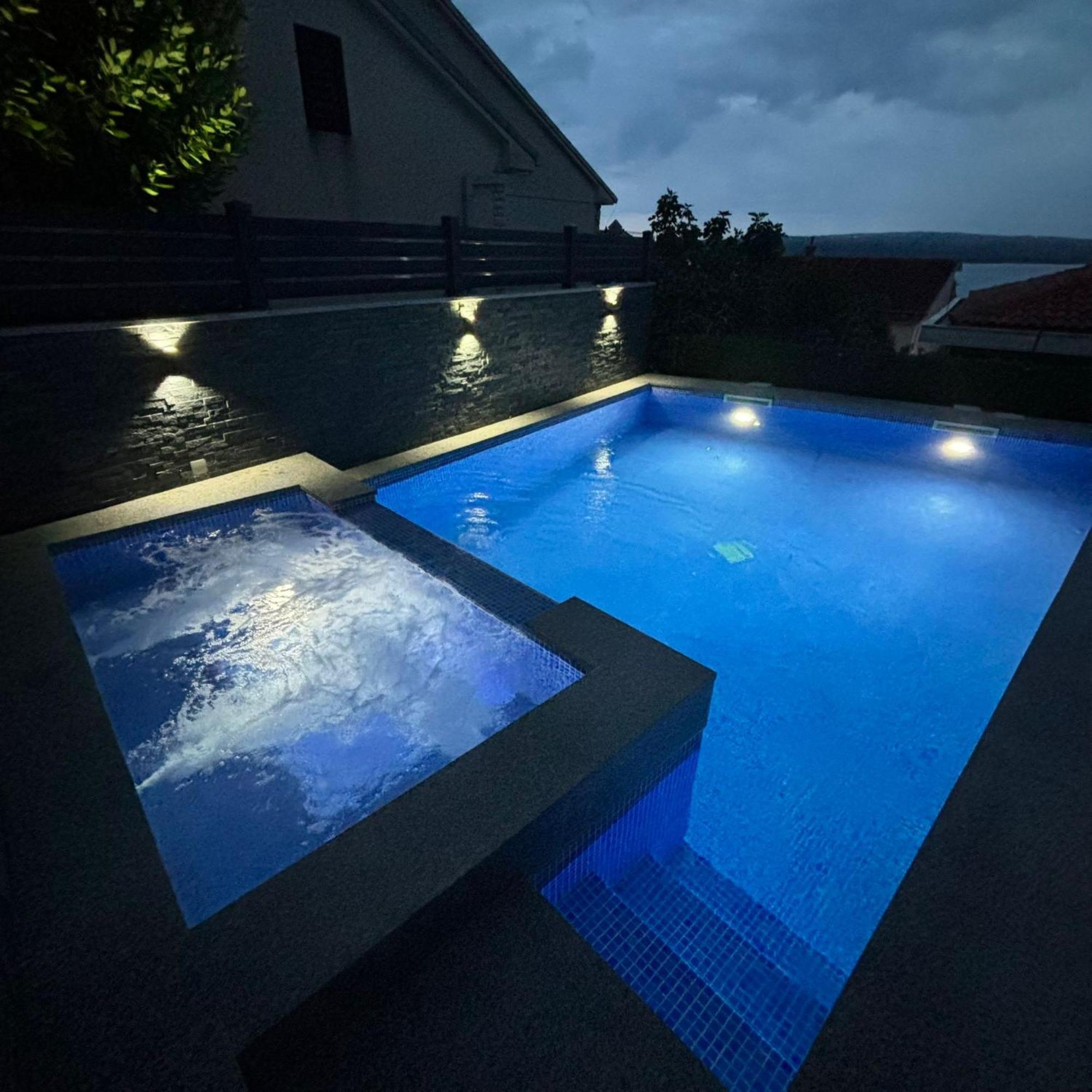 Blazevic, Heated Pool&jacuzzi Appartement *