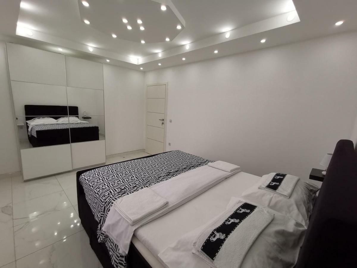Blazevic, Heated Pool&jacuzzi *