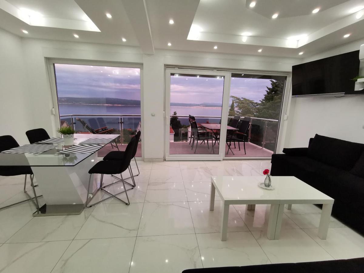 Appartement Blazevic, Heated Pool&jacuzzi Dramalj